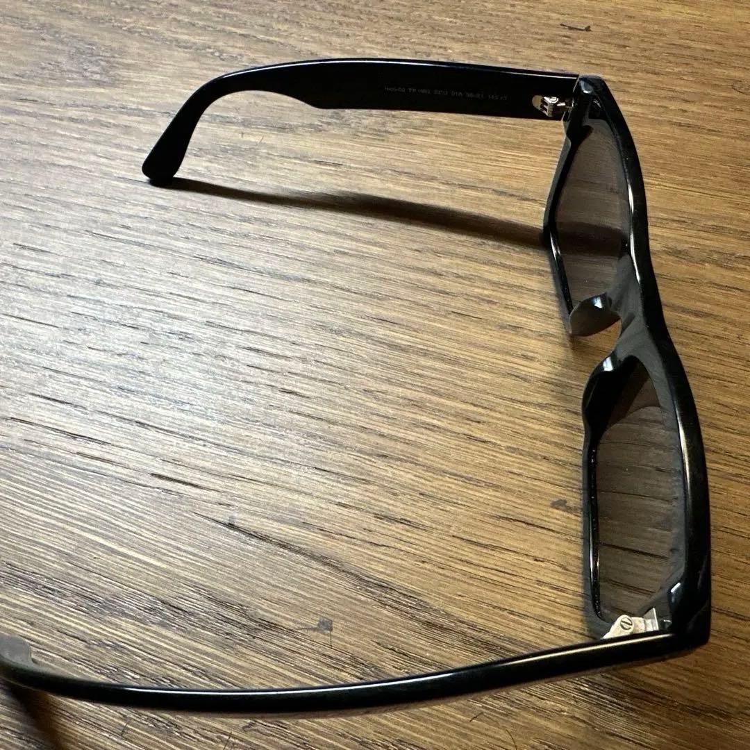 正規品・TOM FORD トムフォード　TF1062 ブラック サングラス