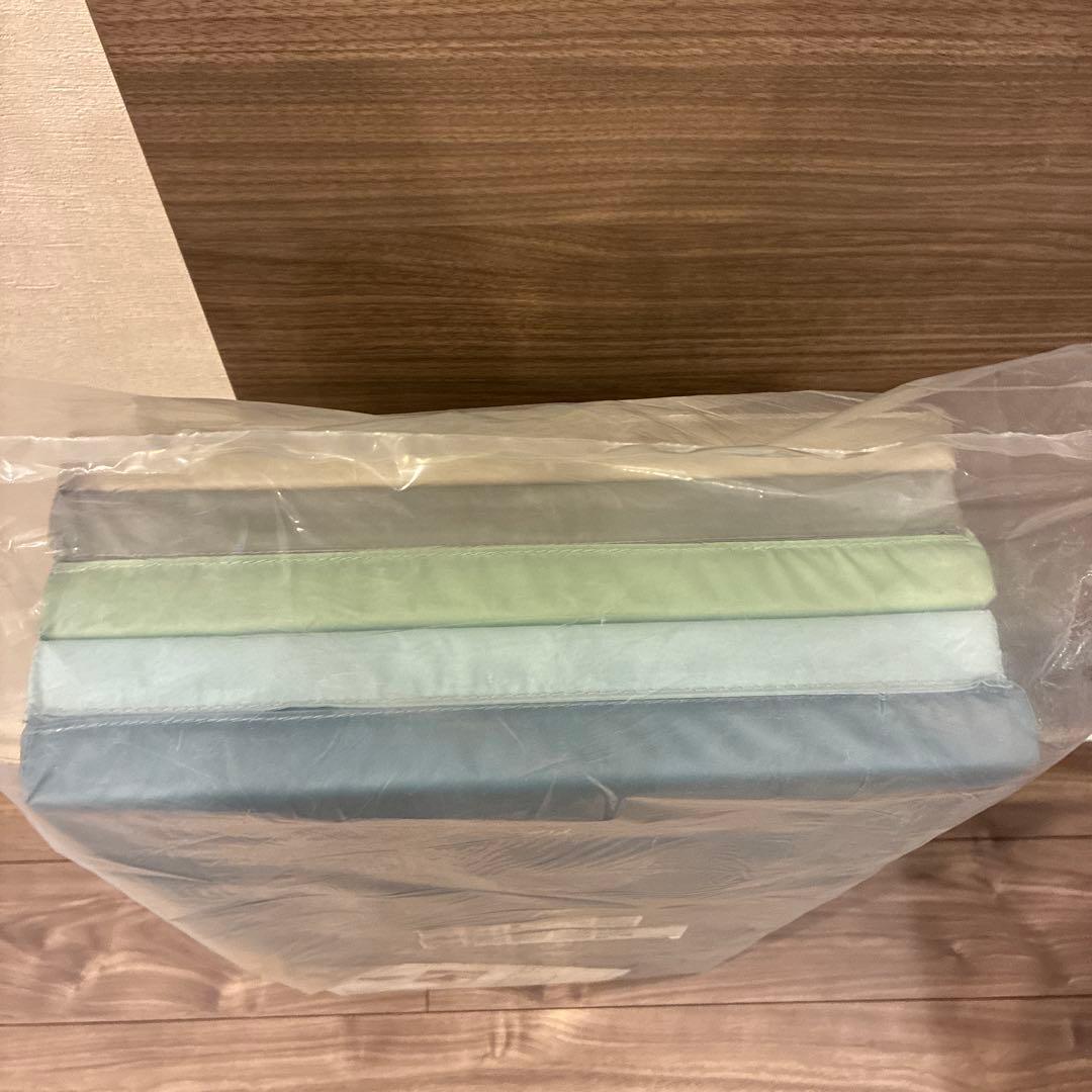 新品未開封　廃盤カラー　IKEAマットPLUFSIG ブルー　ジムマット