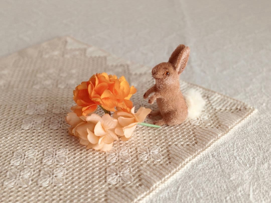 * vintage animal ୨୧ 立ち姿の 可愛い ウサちゃん