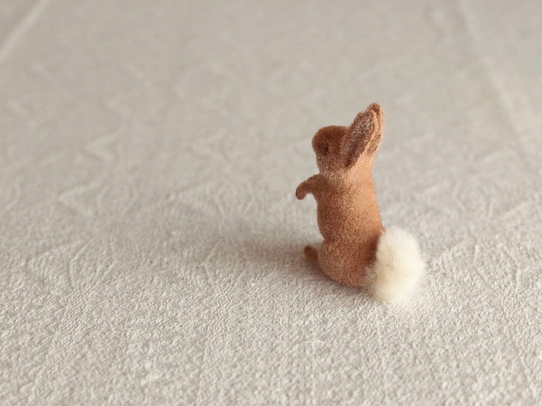* vintage animal ୨୧ 立ち姿の 可愛い ウサちゃん