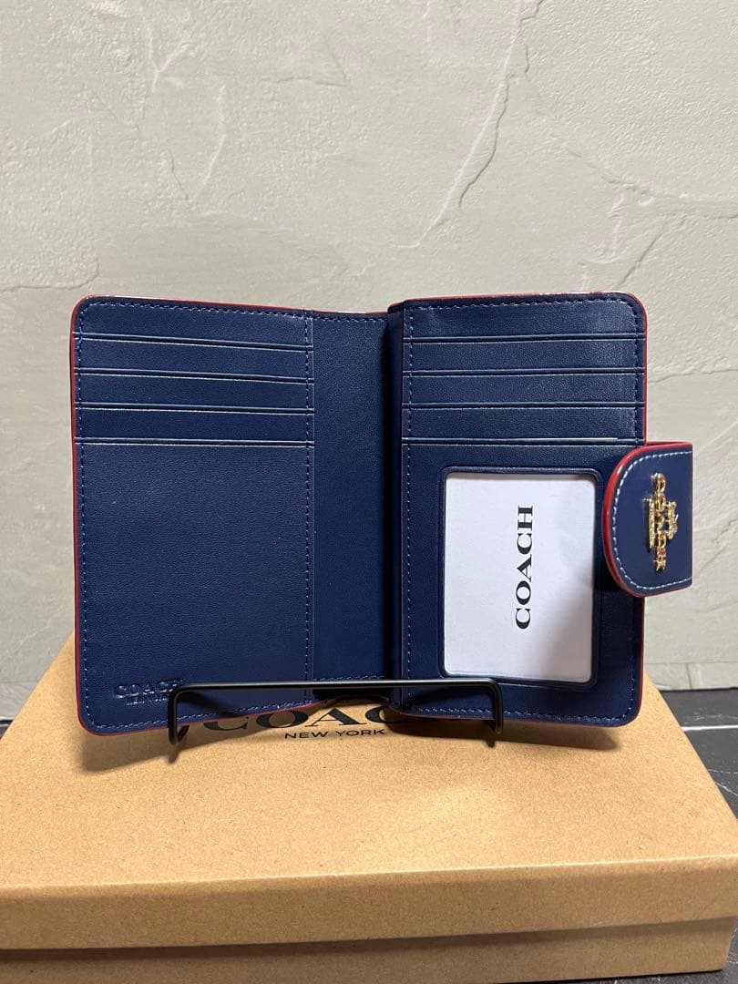 ✨️新品未使用✨️COACHアウトレット デニムブルー 二つ折り財布