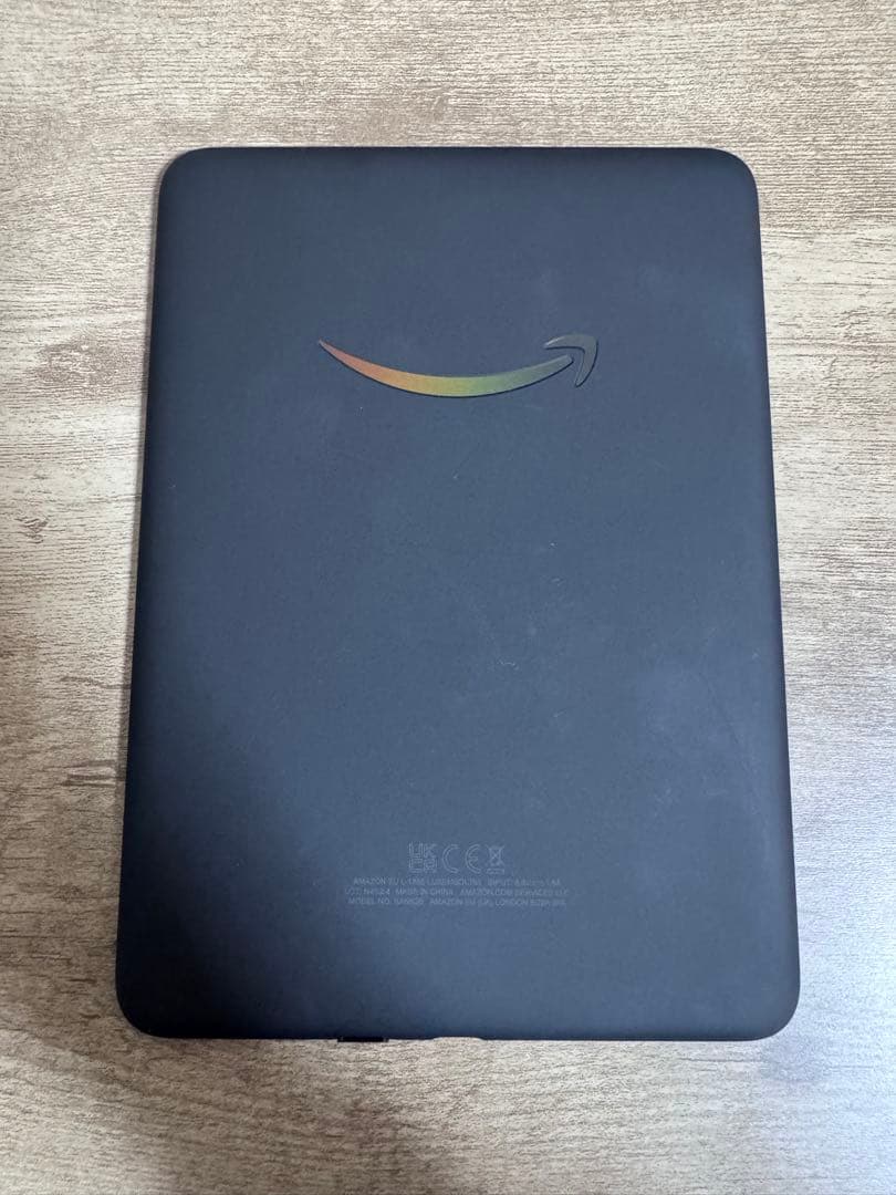 Amazon Kindle Colorsoft 保護フィルム・純正カバー付き