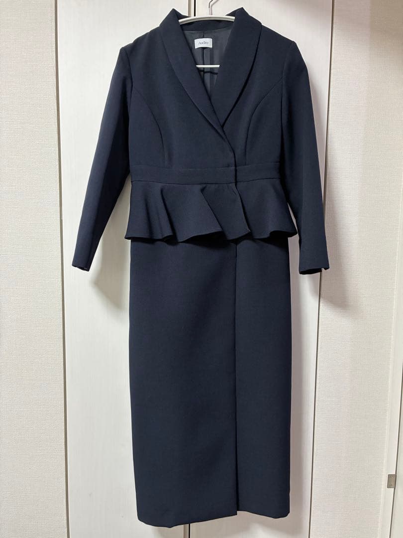 ワンピース Audire Cheer up peplum dress (Navy)