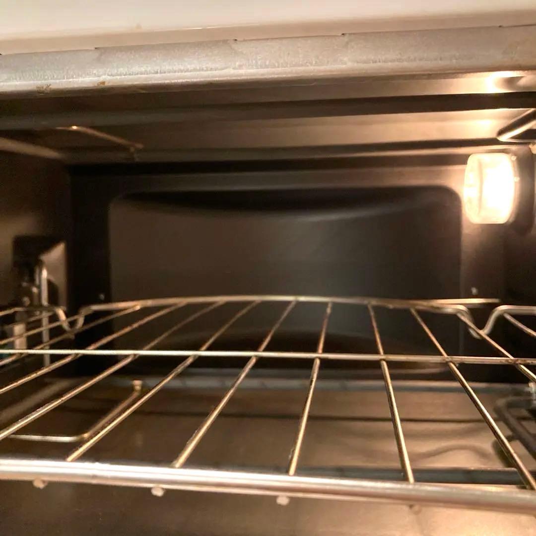DeLonghi トースター ガラス扉付き EO1202JーW
