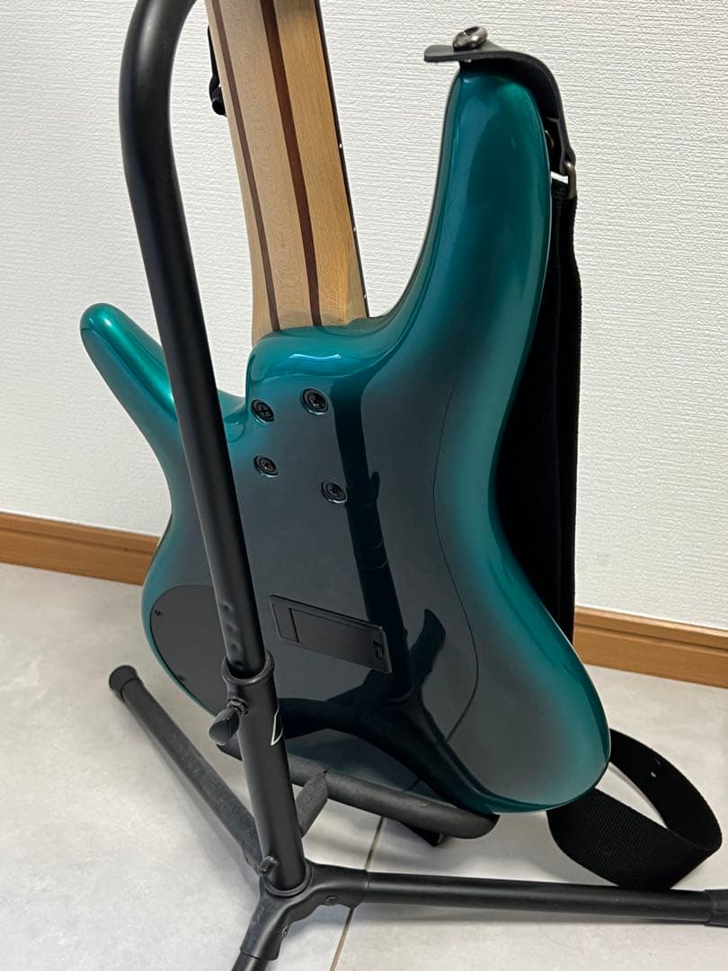 エレキベース Ibanez SR300E バッグ付き