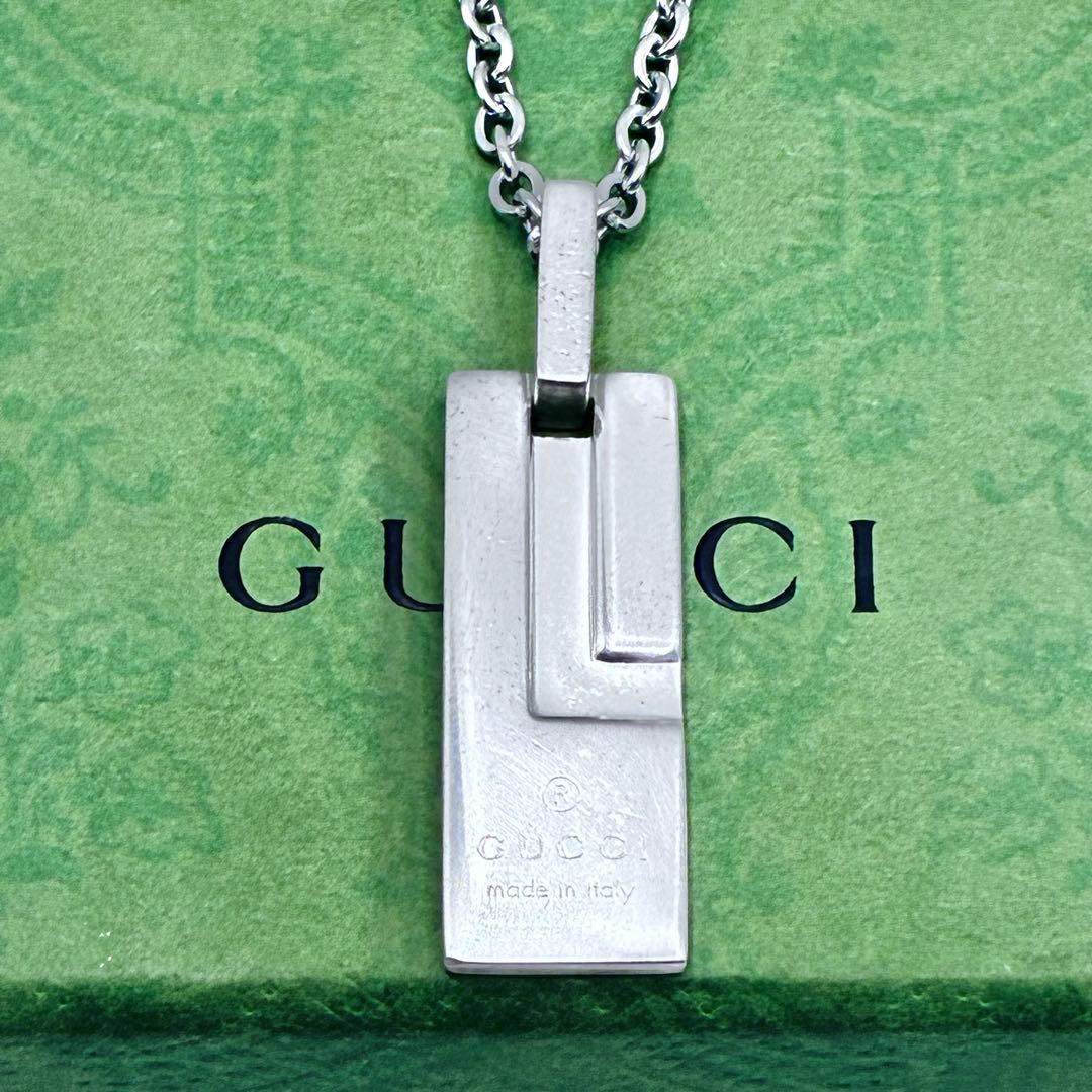 【美品】グッチ　Gプレート　スクエア　ネックレス　シルバー　社外チェーン　人気