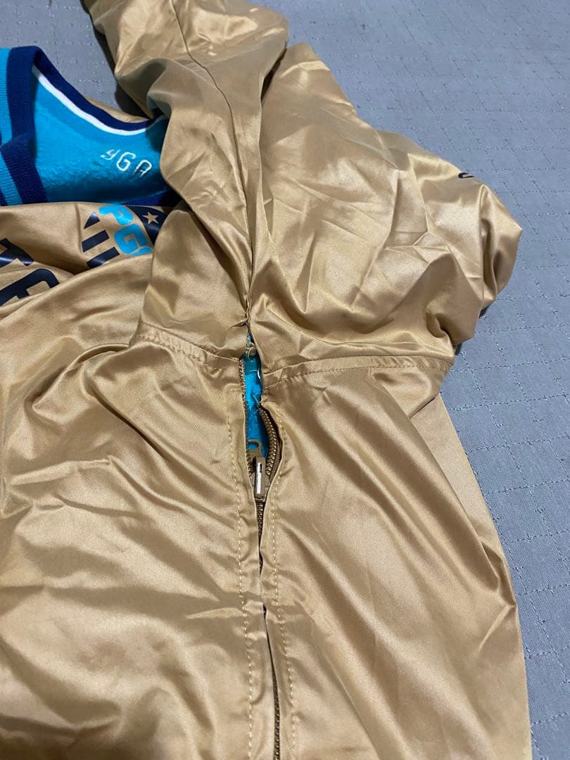 パーリーゲイツ　リバーシブル　スニード　ゴールド　フリース　サイズ６　XL