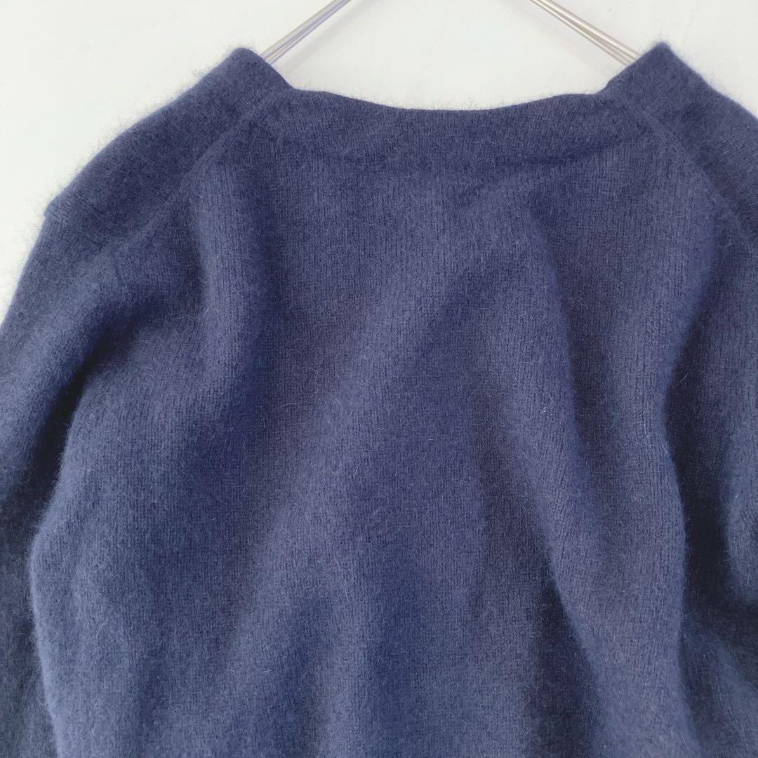美品　UNTITLED ニット　ふわふわ　ウール　カーディガン　Ｖネック　紺