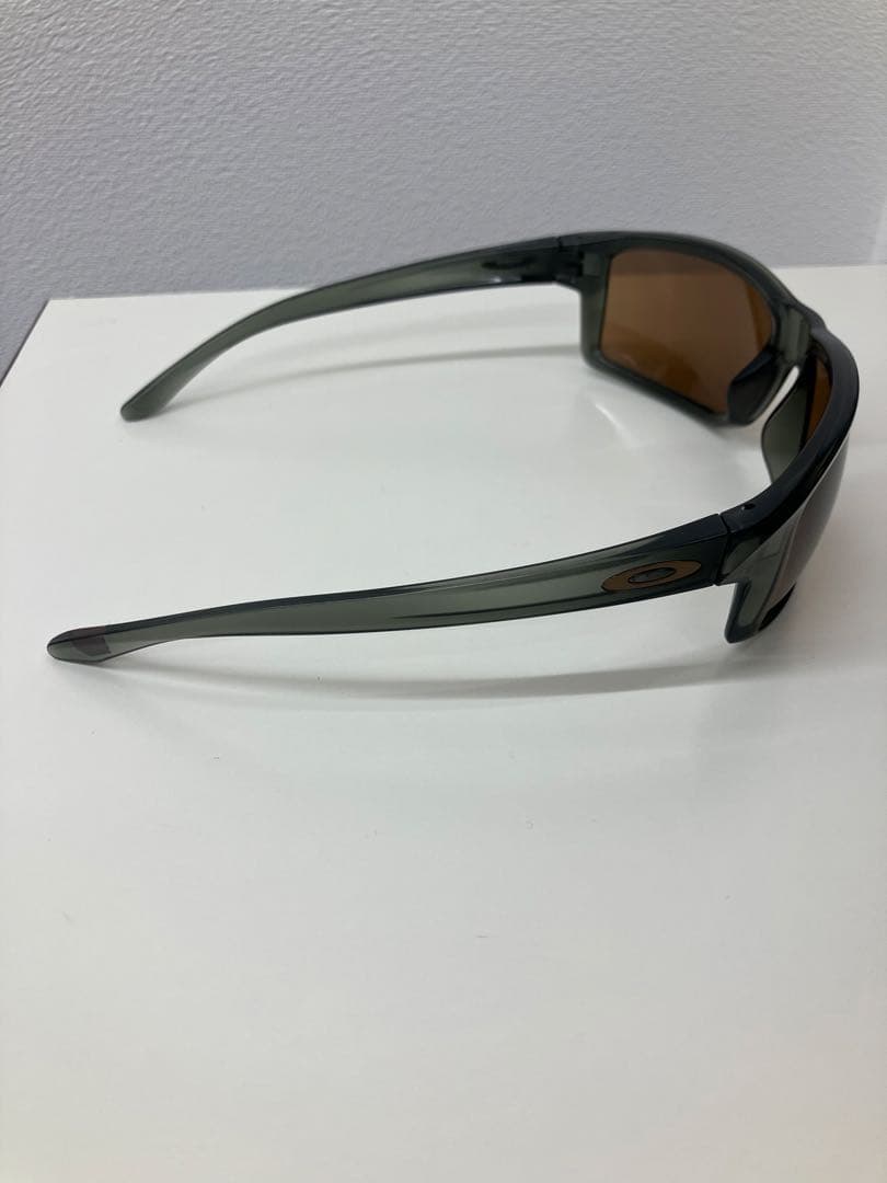 OAKLEY「ギブストン（Gibston）」サングラス