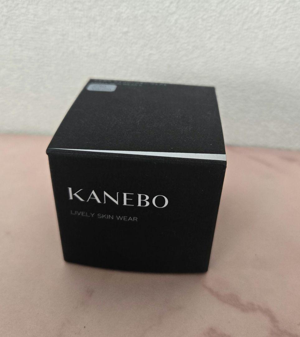 新品　カネボウ　ライブリースキン ウェアⅡ 230Vanilla