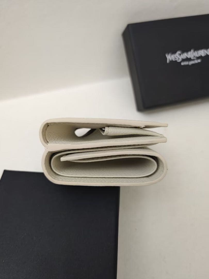 専用⚠️Yves Saint Laurent 三つ折り財布 ホワイト