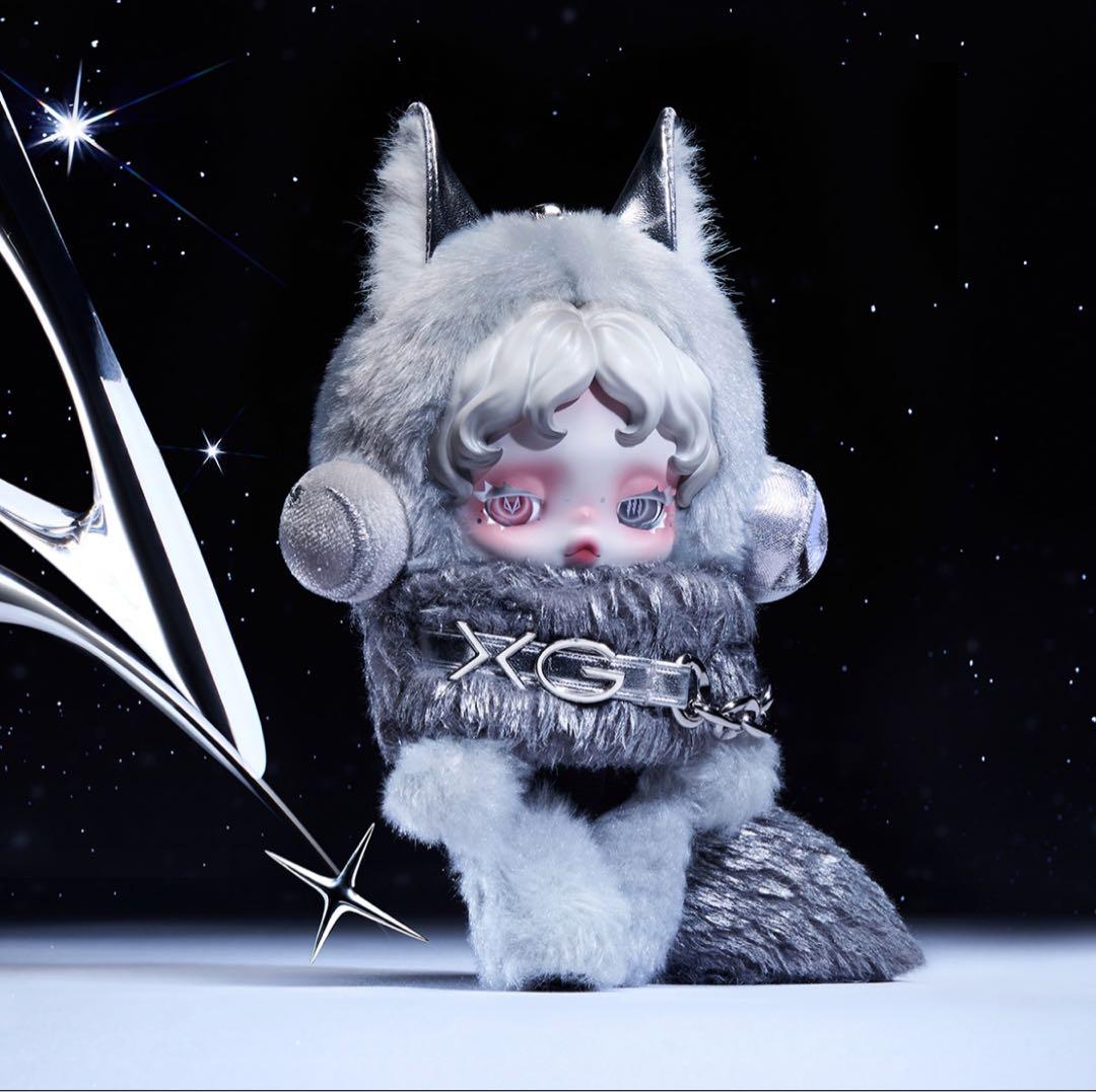 POPMART　SKULLPANDA XG スカルパンダ ぬいぐるみ
