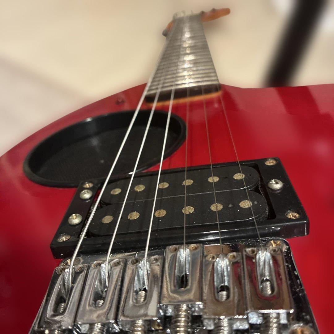 Fernandes zo-3レッドエレキギター