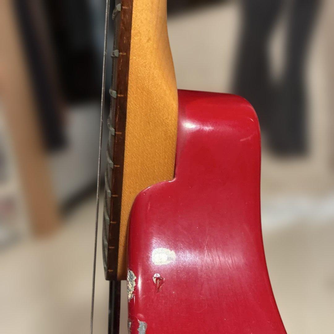 Fernandes zo-3レッドエレキギター