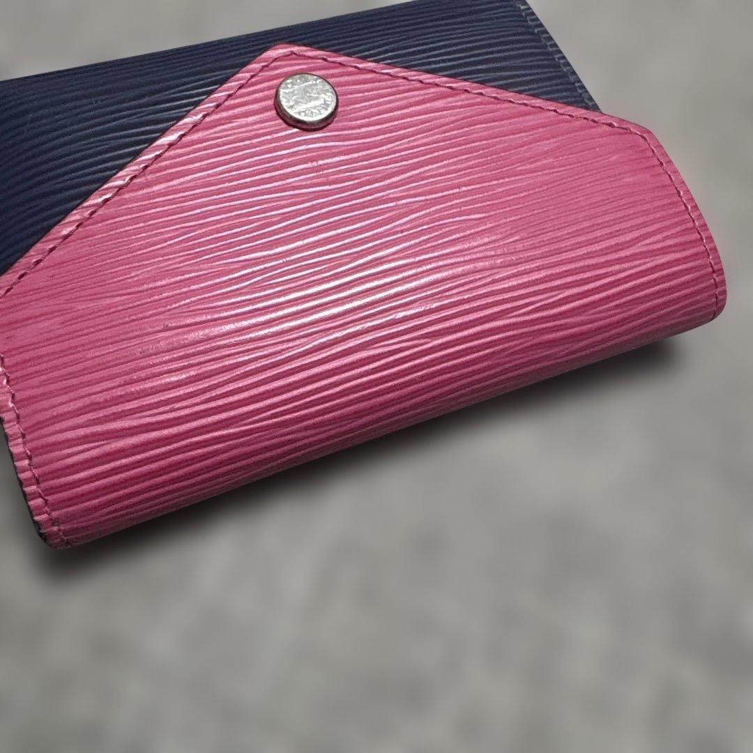 u*f様 LOUIS VUITTON ポルトフォイユ ヴィクトリーヌ財布
