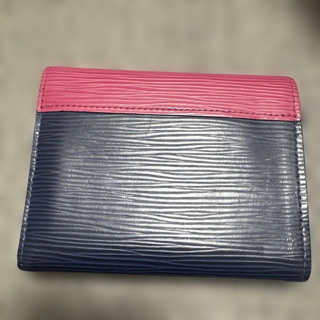 u*f様 LOUIS VUITTON ポルトフォイユ ヴィクトリーヌ財布