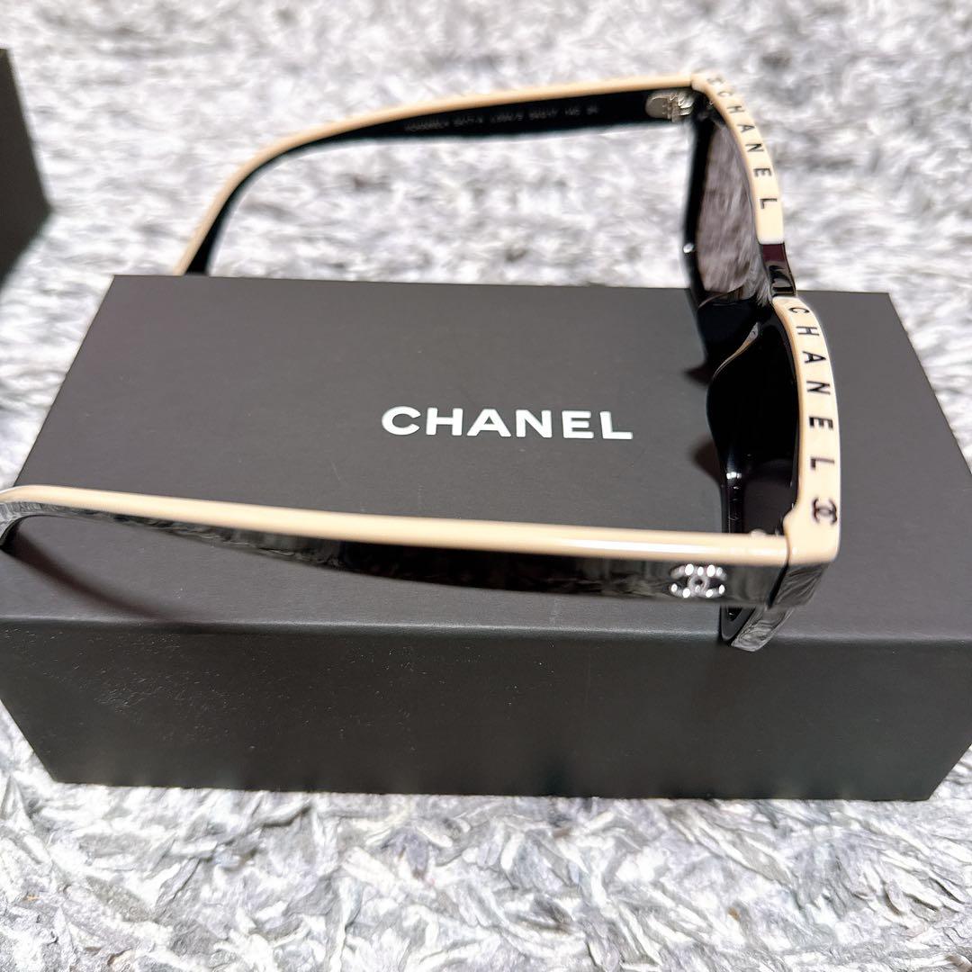 【ケンジ 】CHANEL サングラス　ベージュロゴ