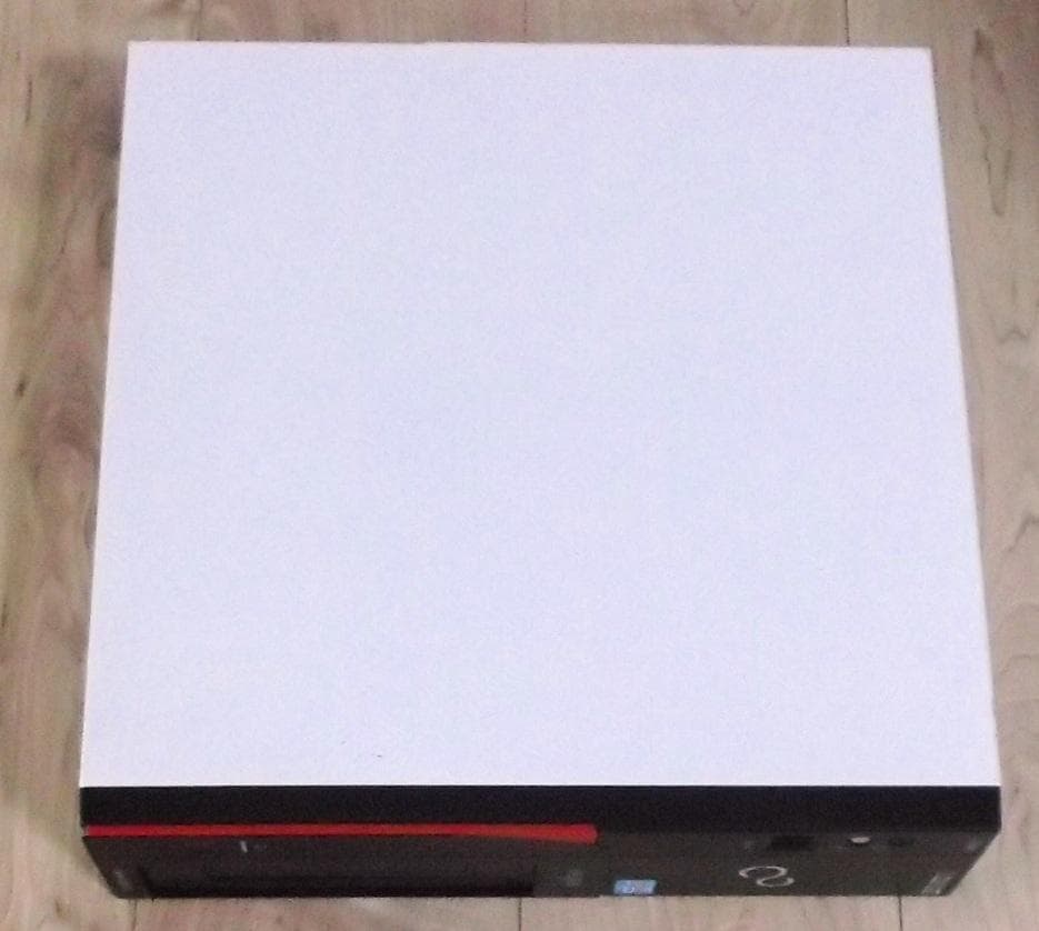 Fujitsu ESPRIMO D582/G デスクトップPC SSD240G