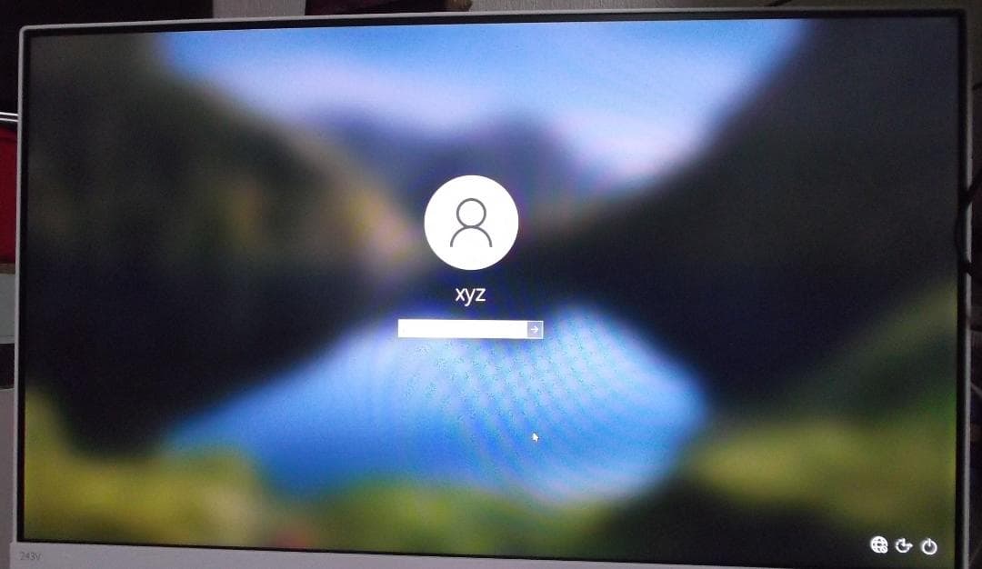 Fujitsu ESPRIMO D582/G デスクトップPC SSD240G