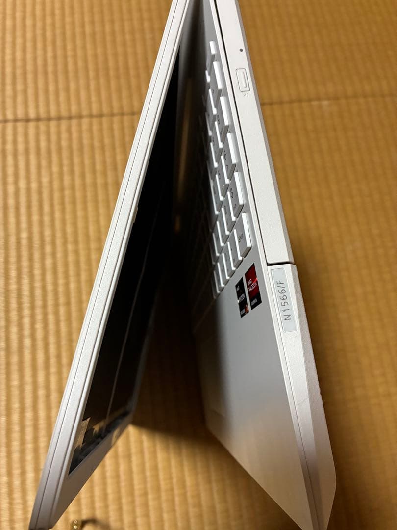 ジャンク品　NEC LAVIE N156 通電、起動不可　液晶、B.Tなし