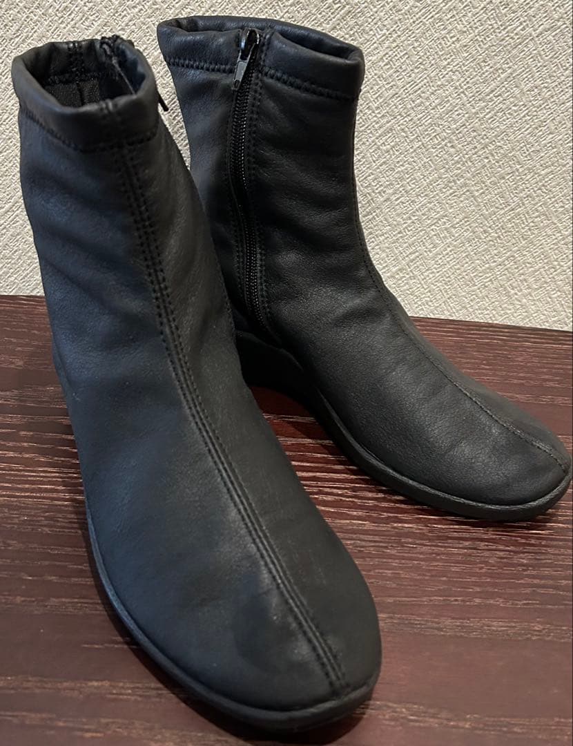 【新品・未使用】アルコペディコ ブーツ 24.0cm