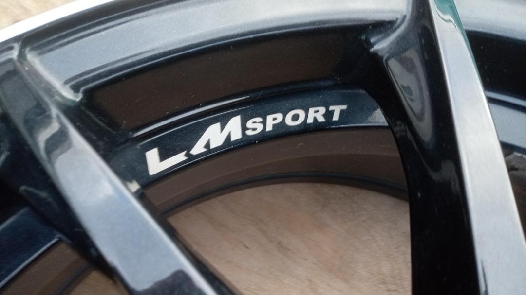 アルミホイール　LMスポーツ　CROSS10　１６インチ（２本）