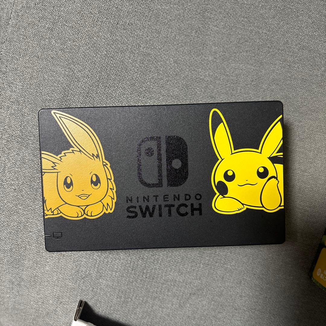 Nintendo switch ポケットモンスター　Let's go ピカチュウ
