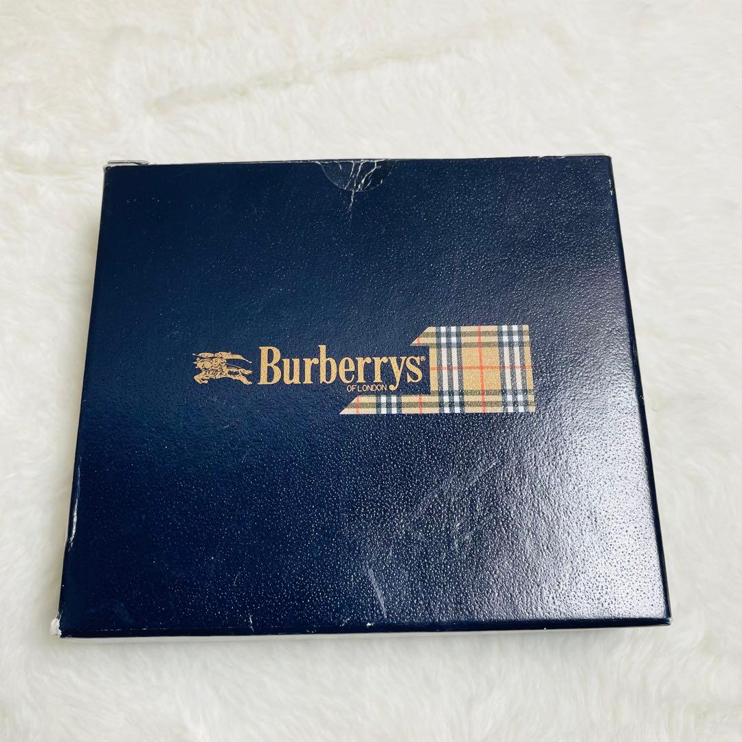 新品未使用　箱付　正規品　BURBERRY 折り財布　がま口財布　ノバチェック