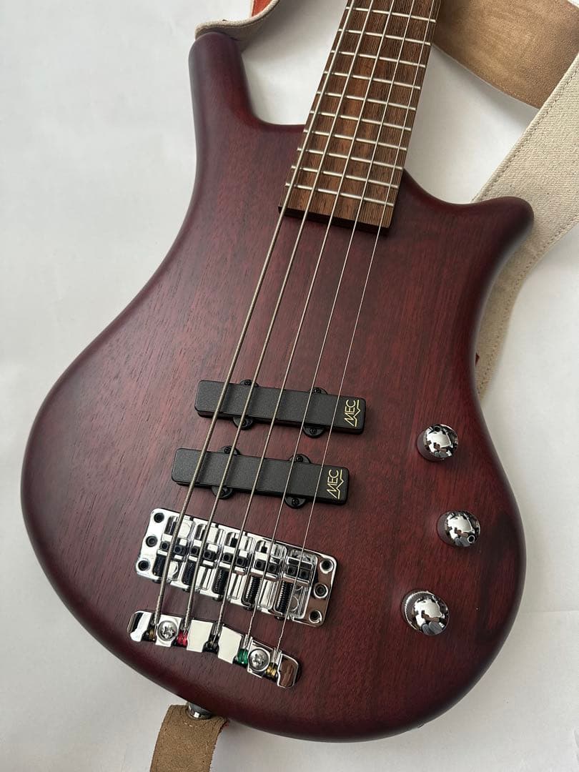ドイツ製 Warwick GP Thumb BO 5弦