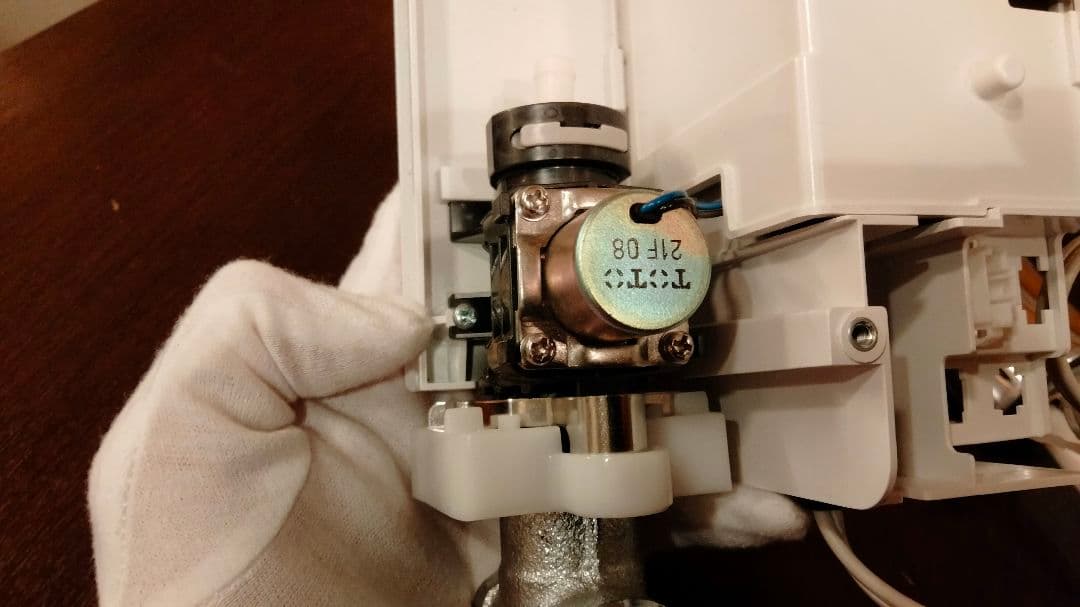 TOTO TENA40A 自動水栓　水栓金具