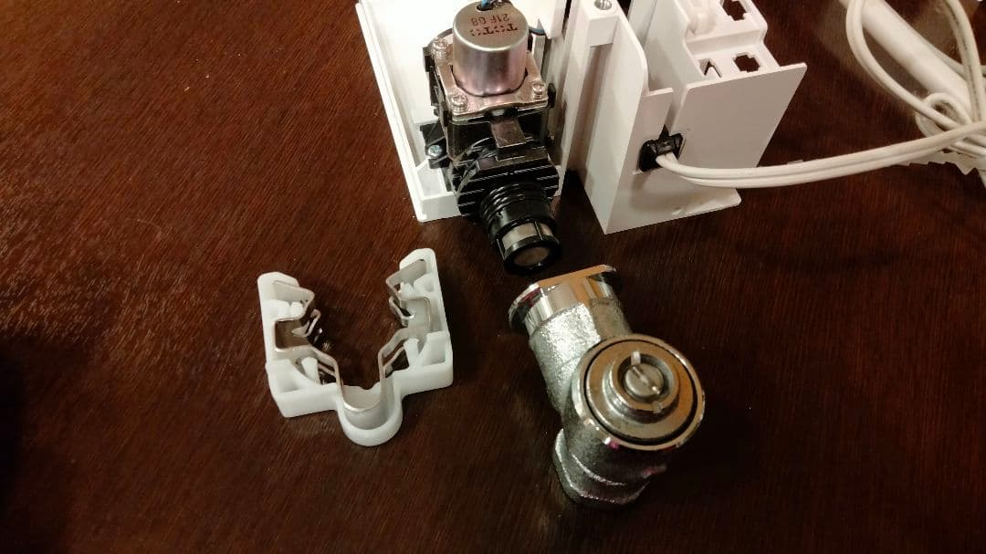 TOTO TENA40A 自動水栓　水栓金具