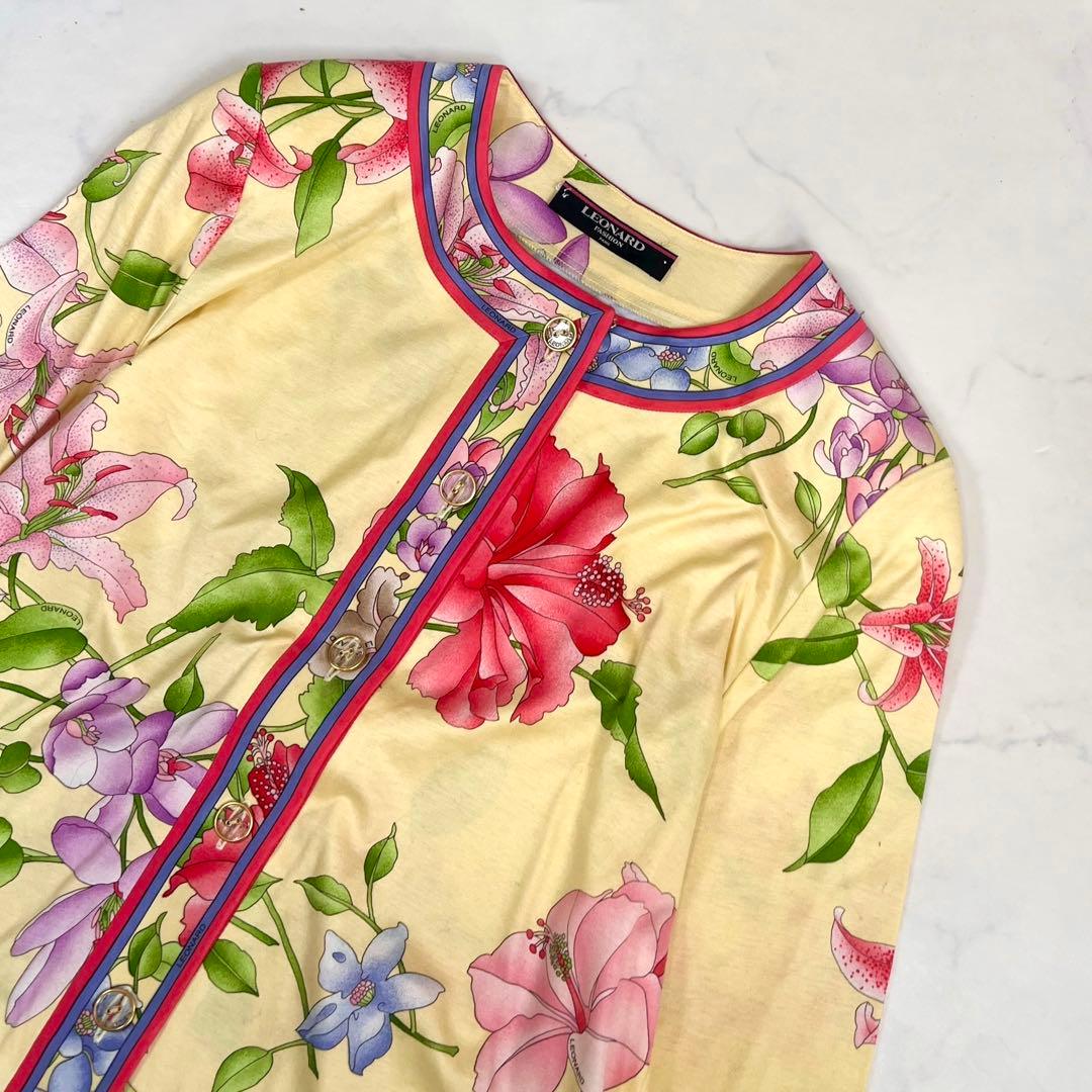 インポート.JB様 美品　レオナール　カーディガン　トリムライン　花柄　黄色　M