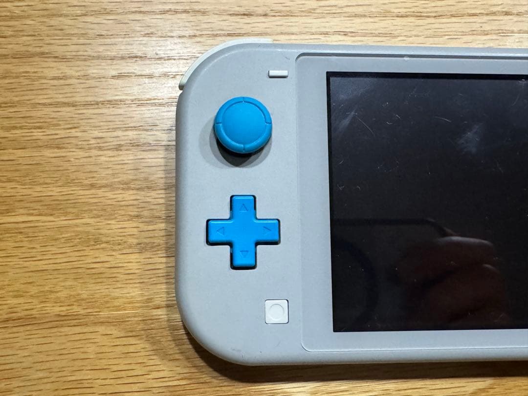 d*2様 Nintendo Switch Lite ポケモンデザイン　ジャンク