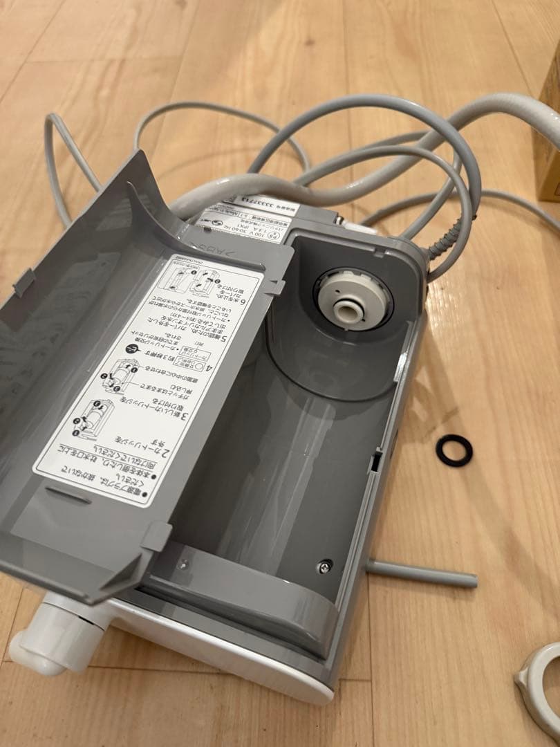 パナソニック 浄水器 TK-AS30-W カートリッジなし