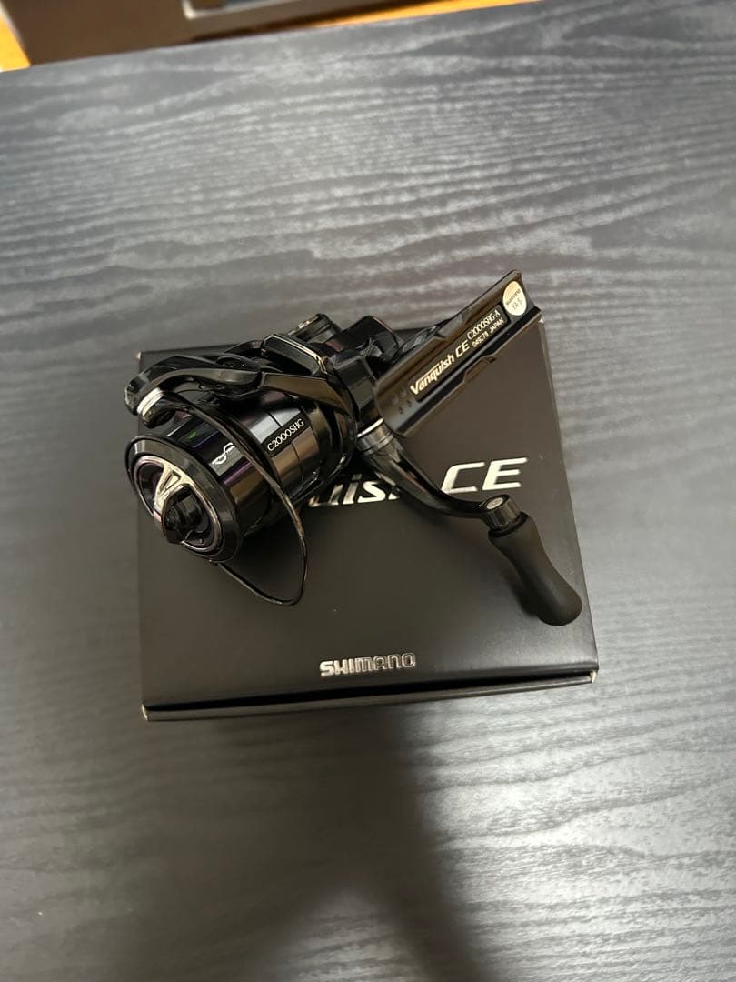 26 SHIMANO Vanquish CE C2000SHG スピニングリール