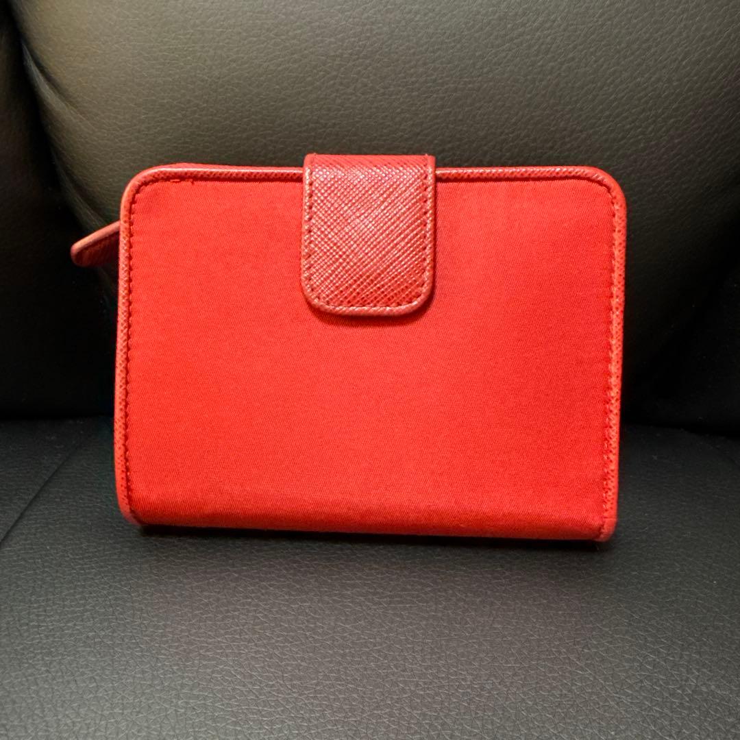 prada プラダ 財布