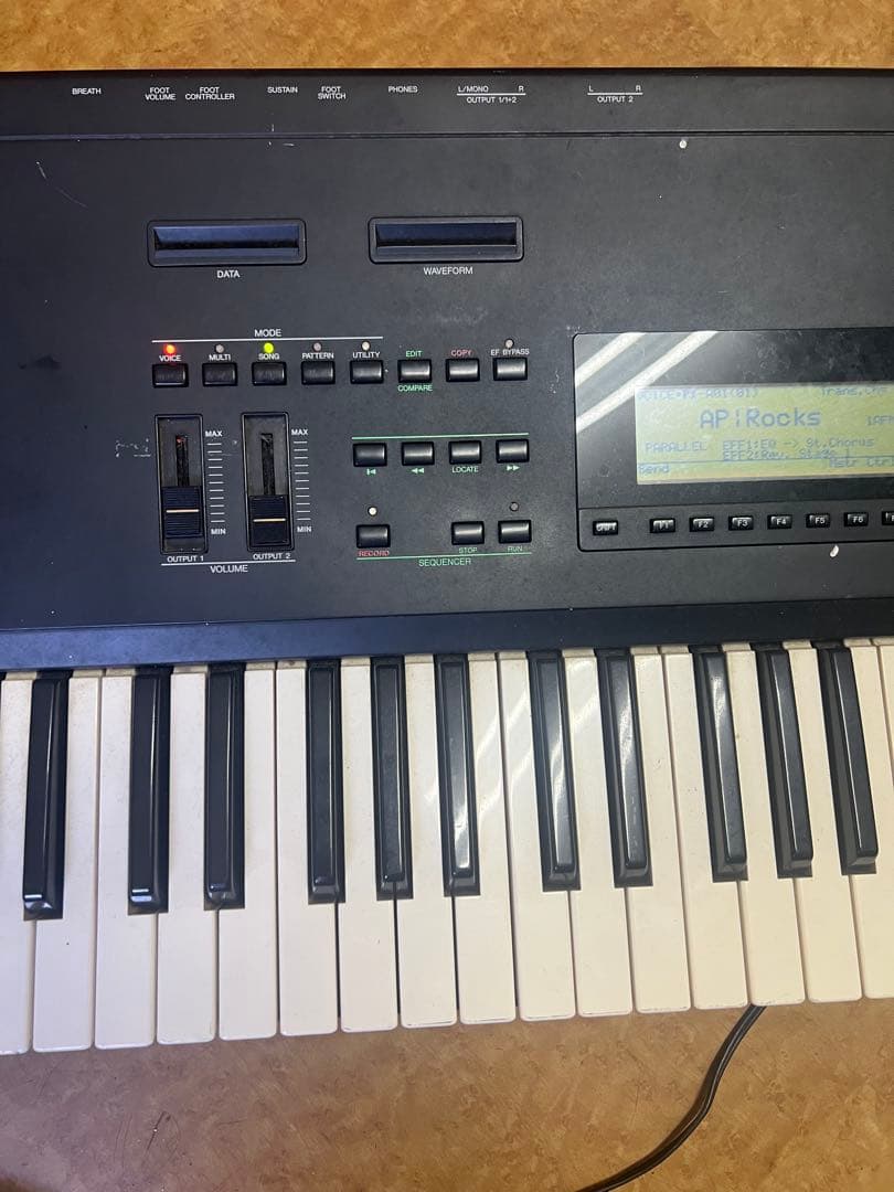 ナ*オ様 YAMAHA SY99 シンセサイザー