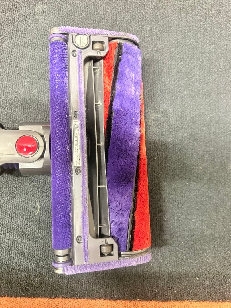 Dyson(ダイソン) 掃除機　コードレス 　V10 Fluffy