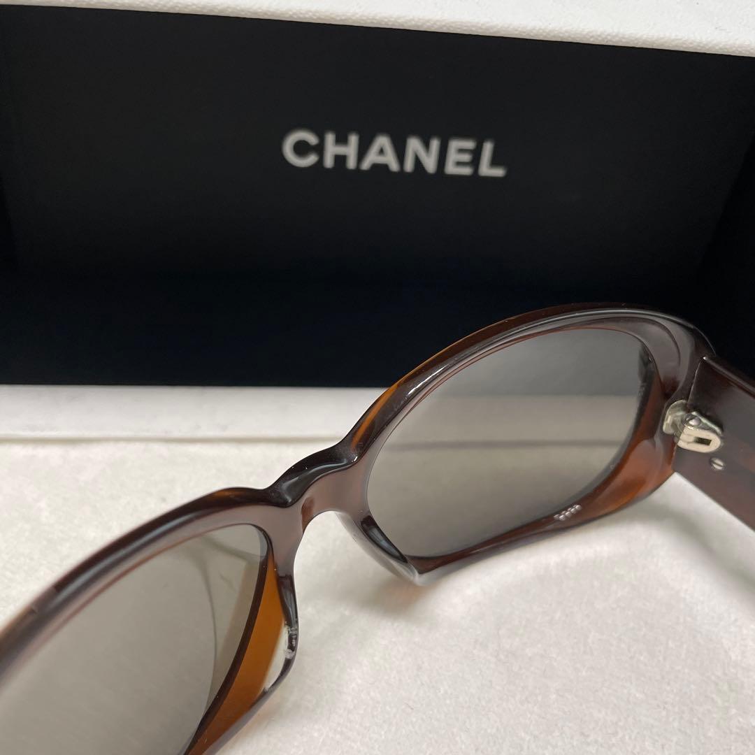 美品 Chanel ブラウンフレーム サングラス5113-A