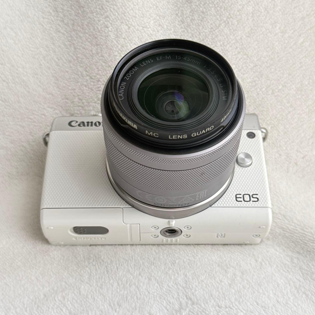 【明日午前発送可能】Canon EOS M100 ミラーレス一眼