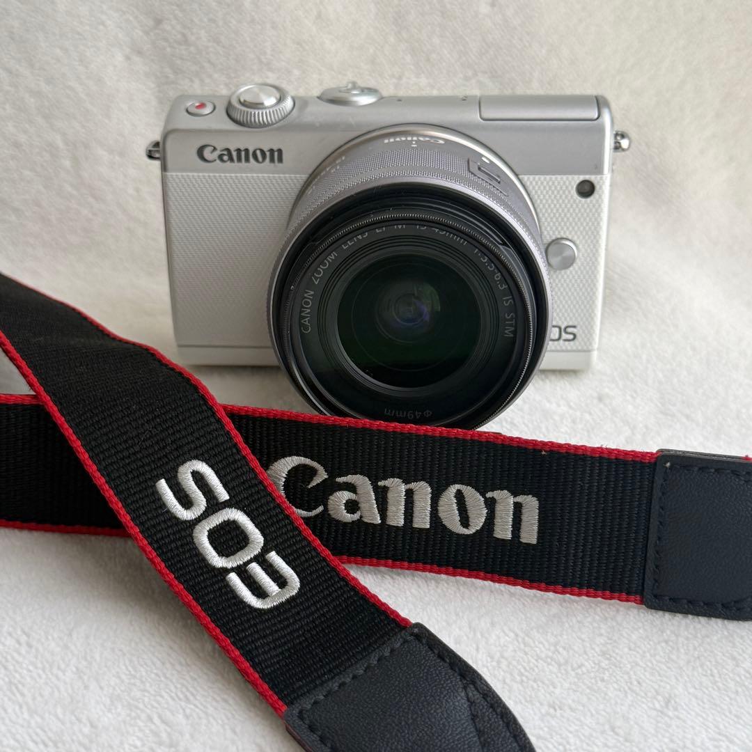 【明日午前発送可能】Canon EOS M100 ミラーレス一眼