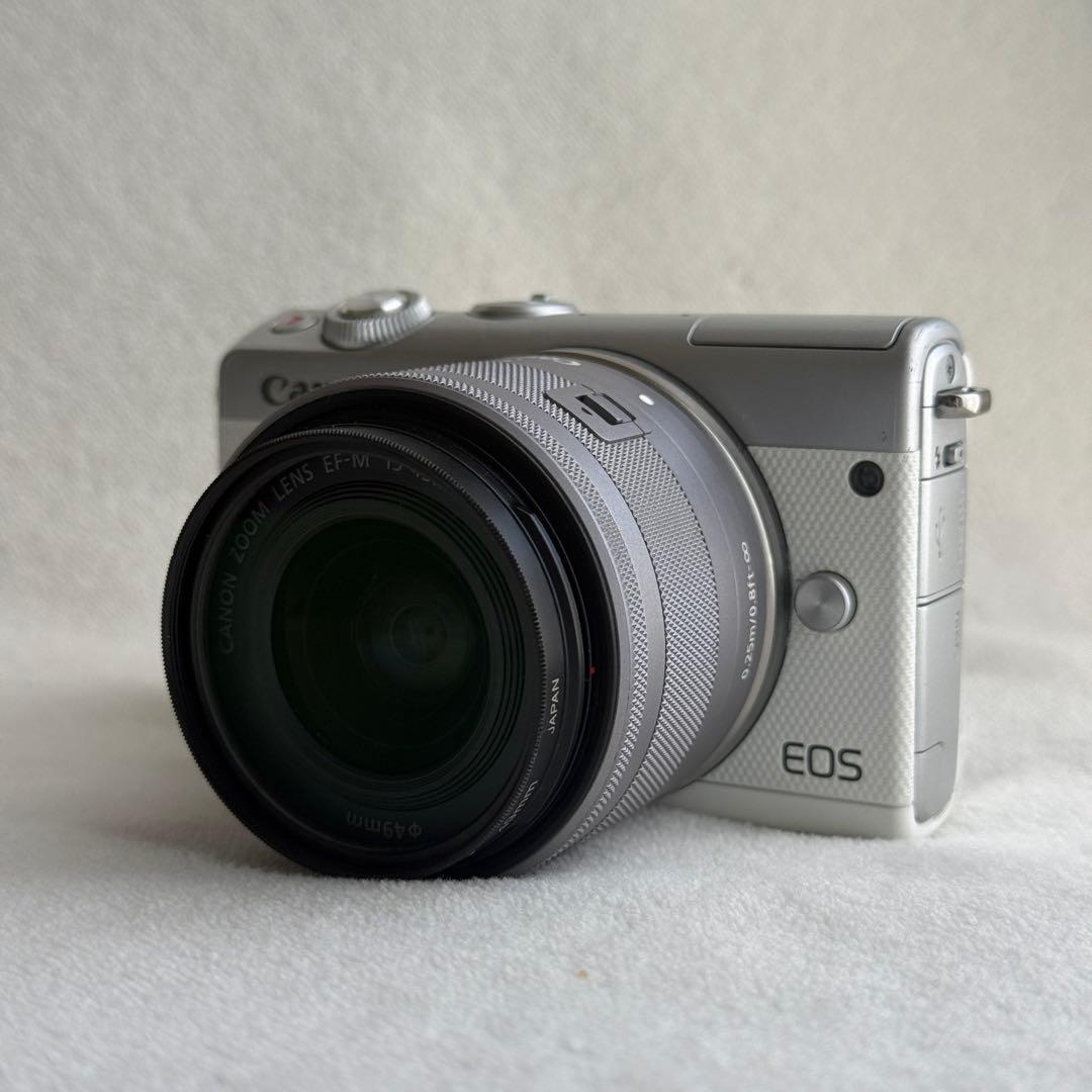 【明日午前発送可能】Canon EOS M100 ミラーレス一眼