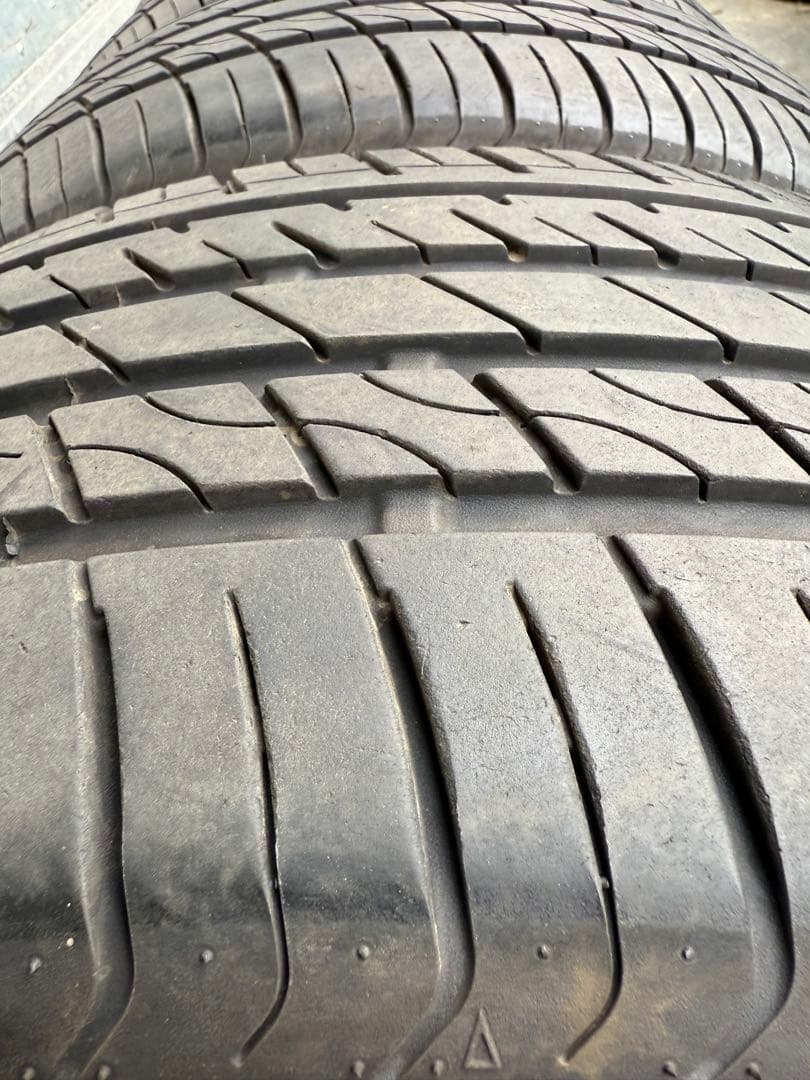 ハルGRENLANDERサマータイヤ225／50R18 99W XL