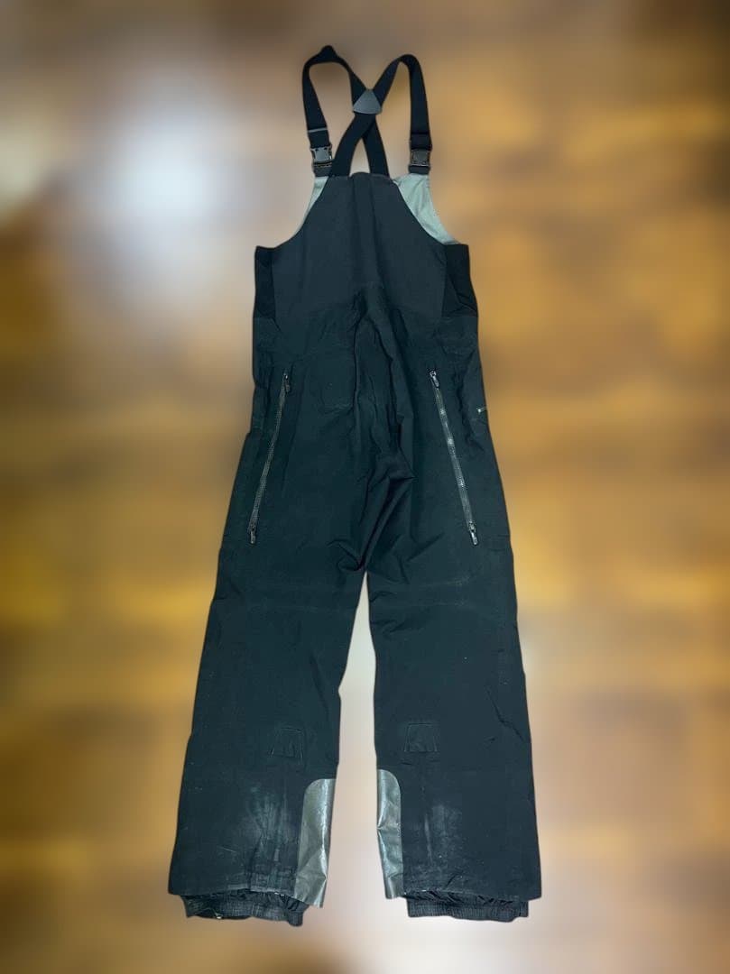 カ*ル様 バートン ak 3L freebird bib ビブパンツ S 黒 ゴ