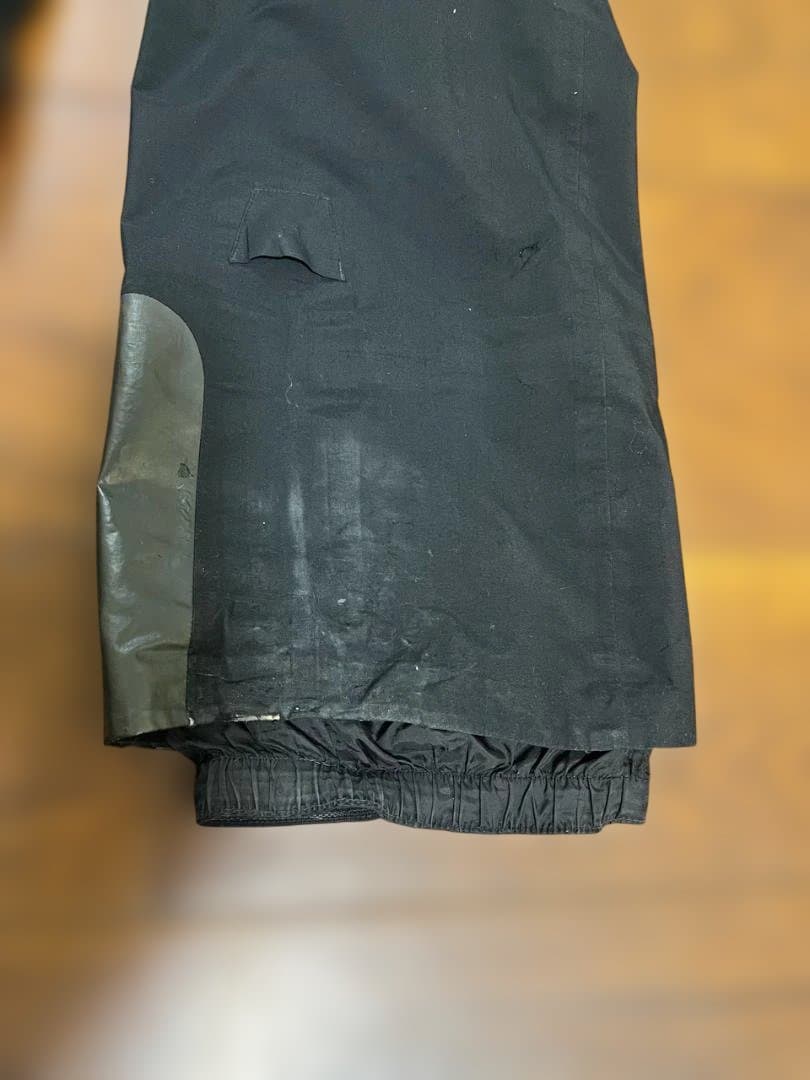 カ*ル様 バートン ak 3L freebird bib ビブパンツ S 黒 ゴ