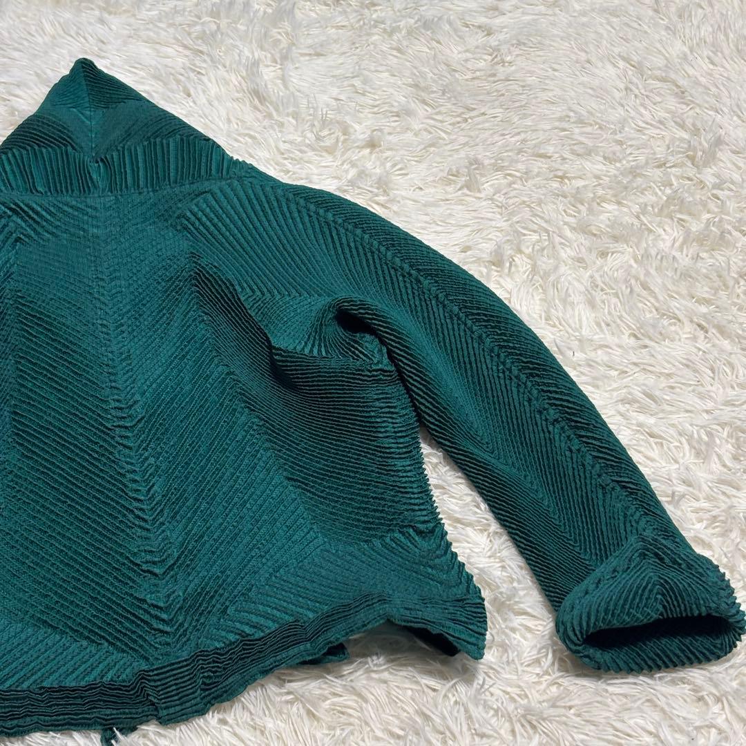 ISSEY MIYAKE プリーツ 立体デザイン カーディガン サイズ2 日本製