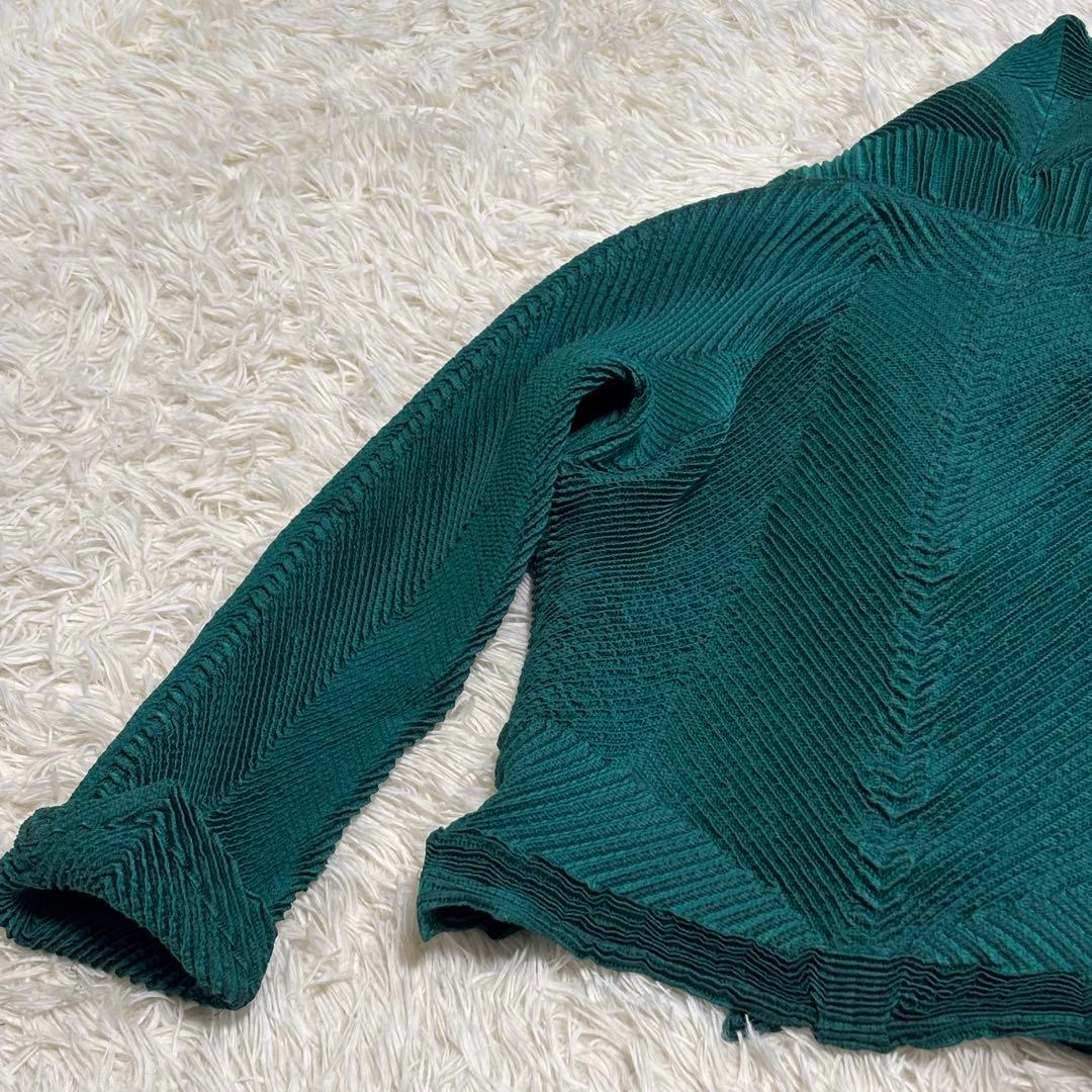 ISSEY MIYAKE プリーツ 立体デザイン カーディガン サイズ2 日本製