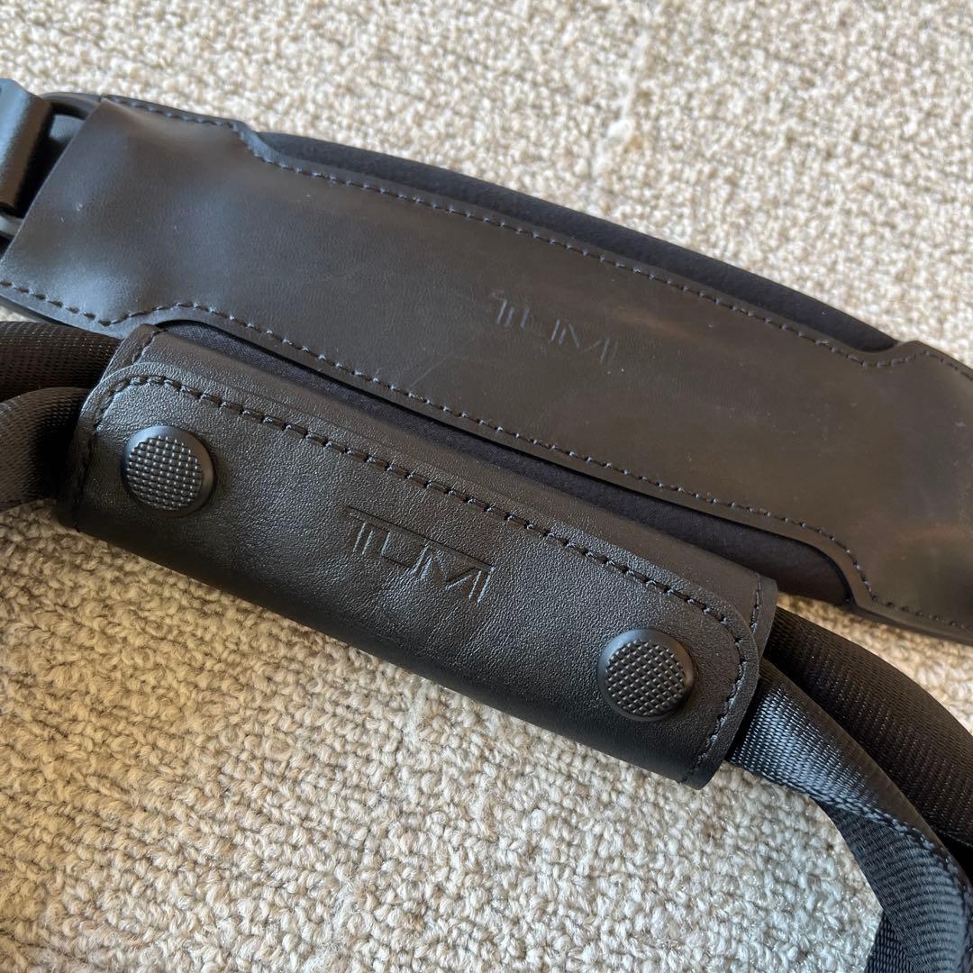 TUMI ボストンバッグ ネイビー　エクスパンダブル