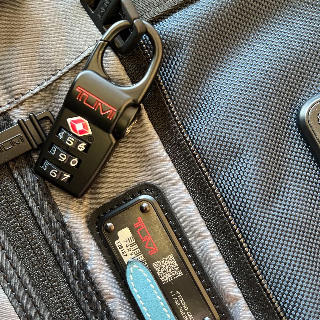 TUMI ボストンバッグ ネイビー　エクスパンダブル