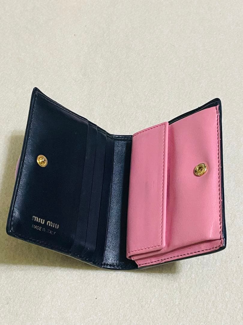 ミュウミュウ　MIU MIU 財布